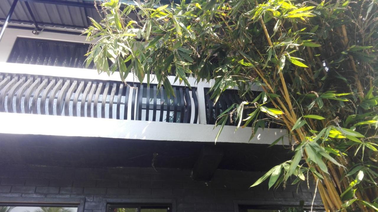 Ferienwohnung Mango Roots Gampaha Exterior foto