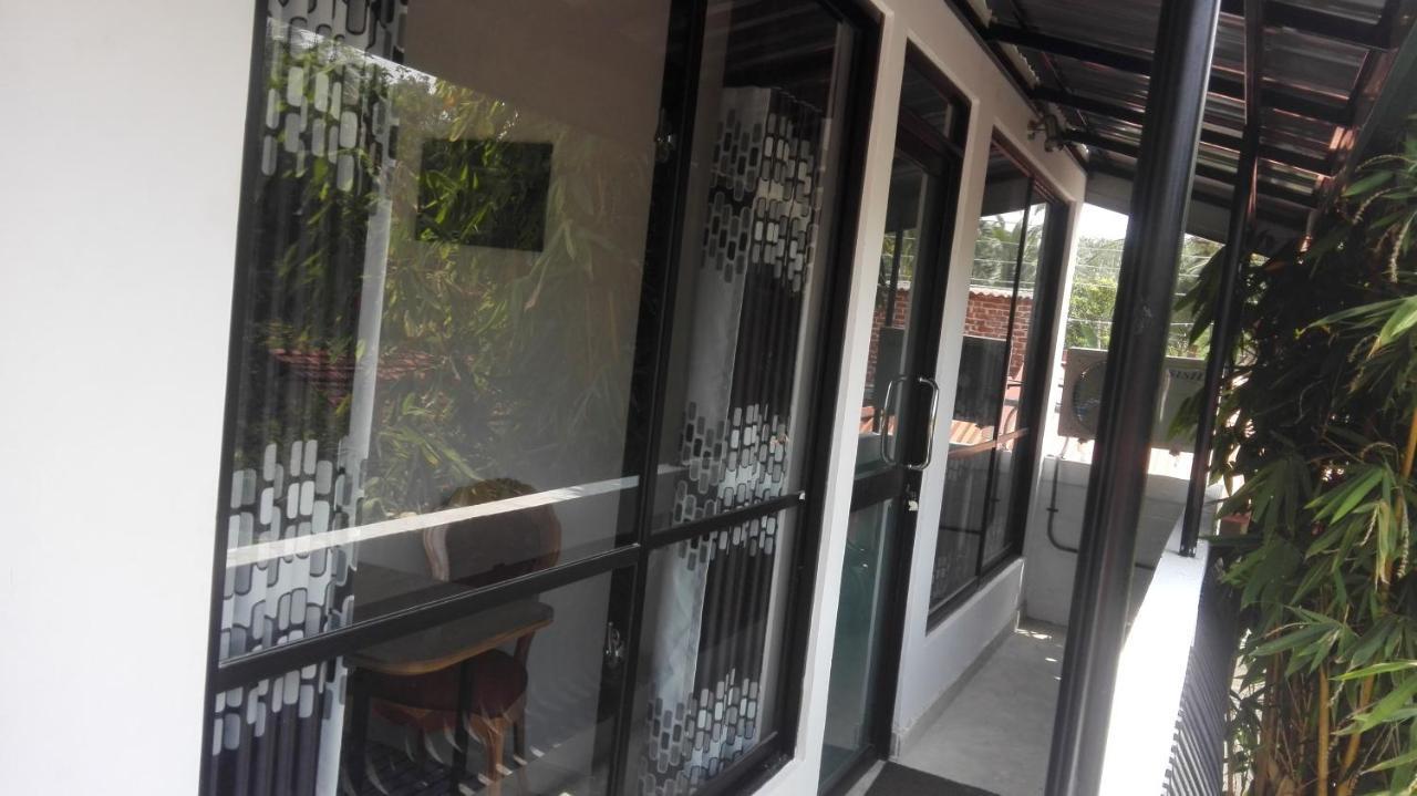 Ferienwohnung Mango Roots Gampaha Exterior foto